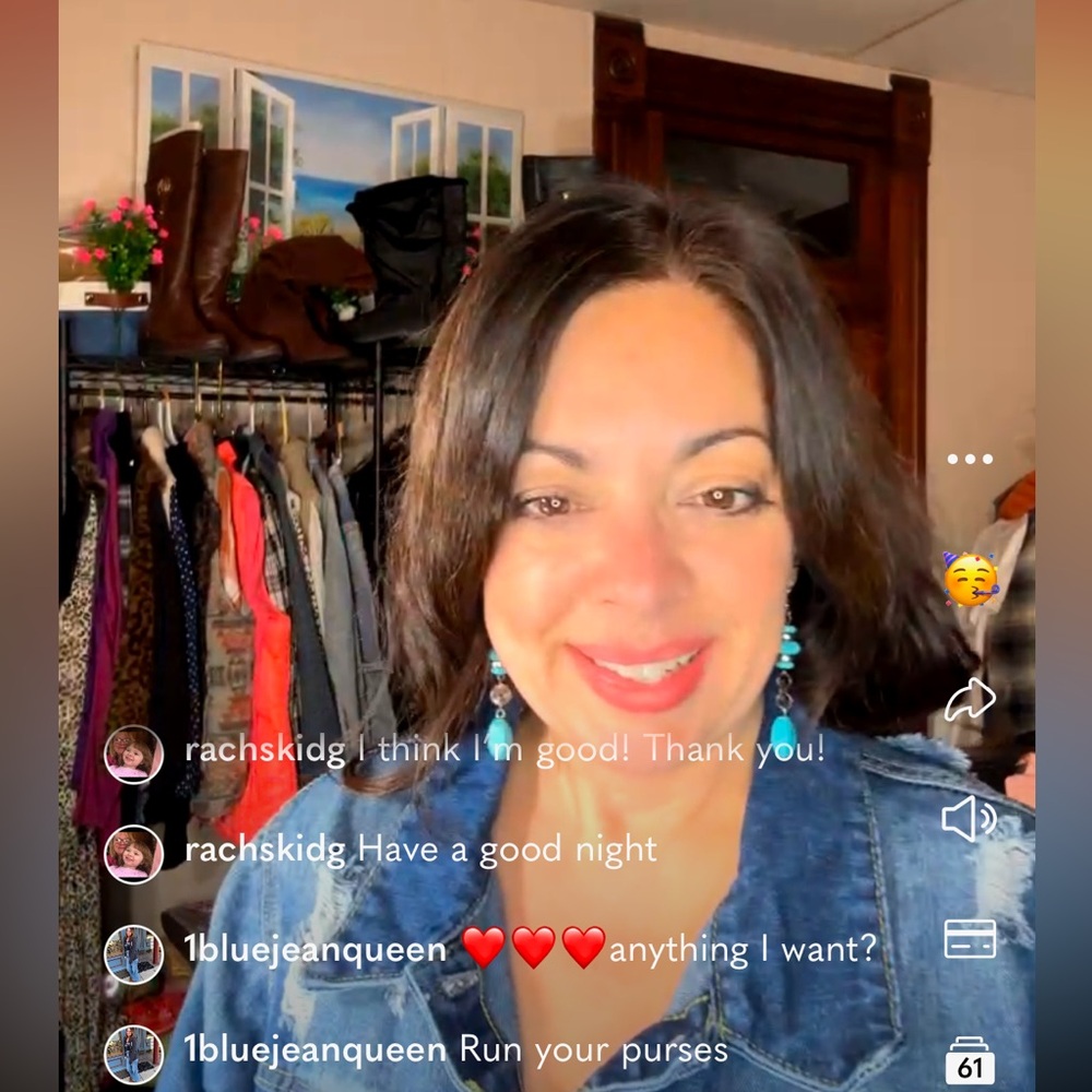 2dressyjessy IS LIVE! ๐ READ ME - Picture 1 of 16